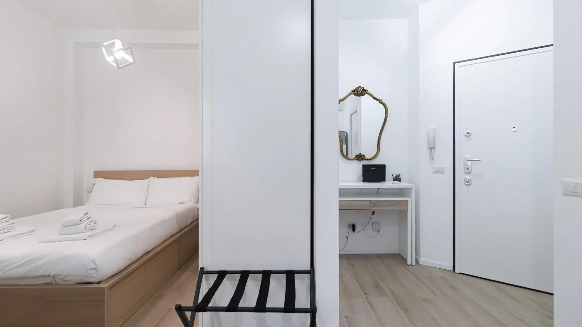 Italianway - Cambiasi 8 Apartment Milan